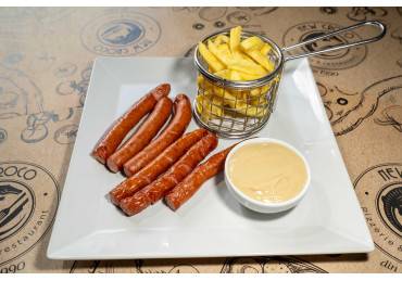 Meniu Cârnăciori + Băutură Meniu Cârnăciori + Băutură